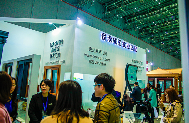 成圖百靈鳥門窗-2016上海建博會(huì)展館展示